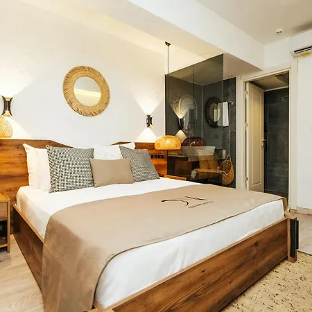 Der Lara Hotel