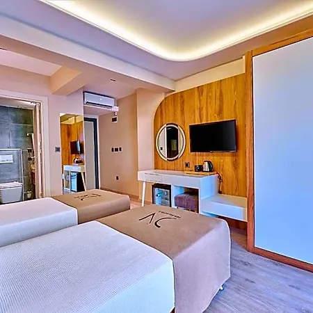 Der Lara Hotel 3*