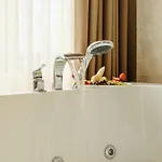 Der Lara Hotel