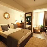 Hotel Der Lara 3*