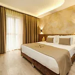 Hotel Der Lara