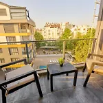 Der Lara Hotel